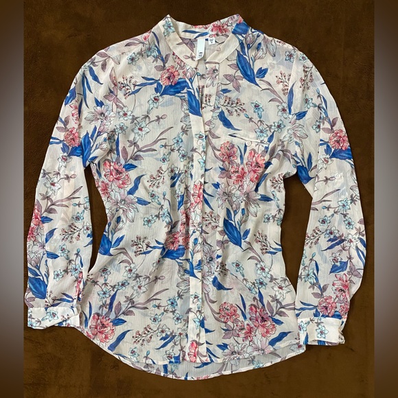 Kut from the Kloth sheer blouse - Picture 1 of 9